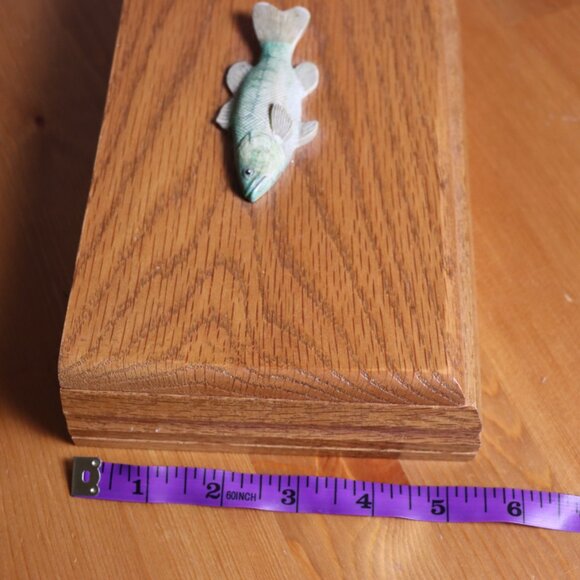 Wooden box for desk with letter opener, small carved fish on top, lid opens, - Picture 9 of 10